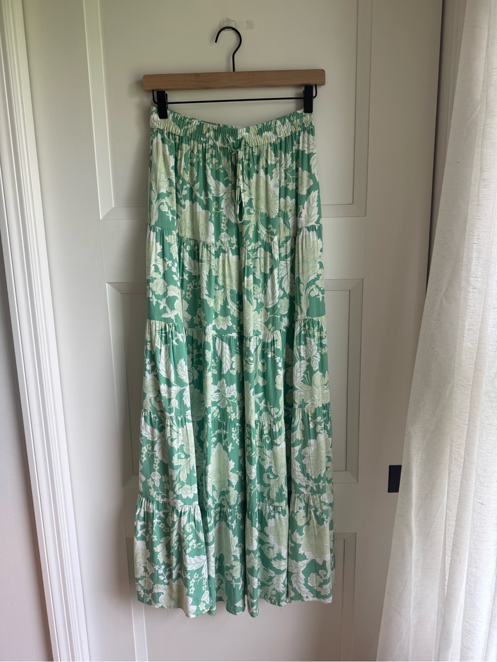 MINKPINK Green and White Floral Tiered Maxi Skirt